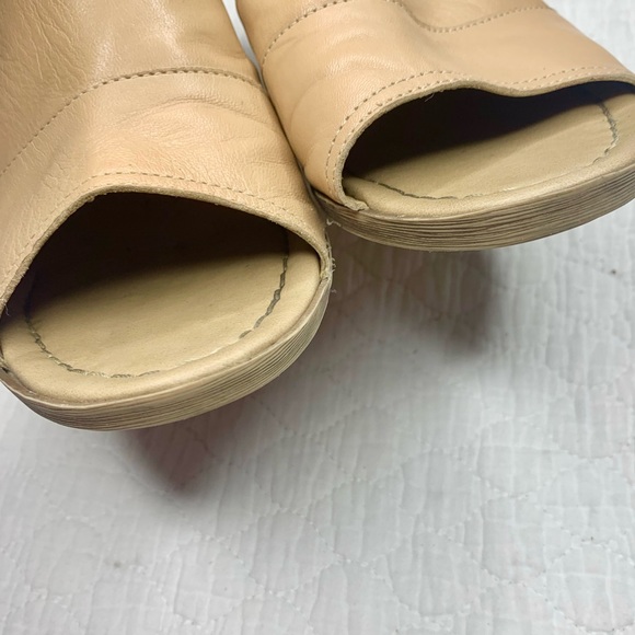 Sophia Milano Leather Slingback Sandals Size 9 Beige Made in Italy - Picture 5 of 13